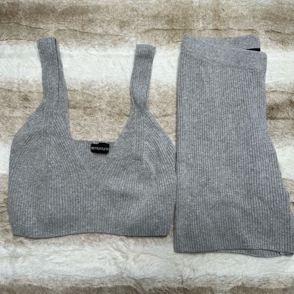 PrettyLittleThing 2 pc set Gray Size S